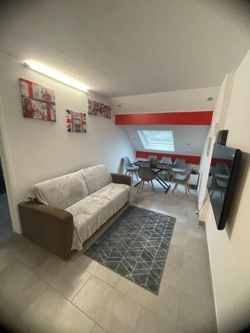 Superbe Appartement Disneyland Paris Parking Lagny エクステリア 写真