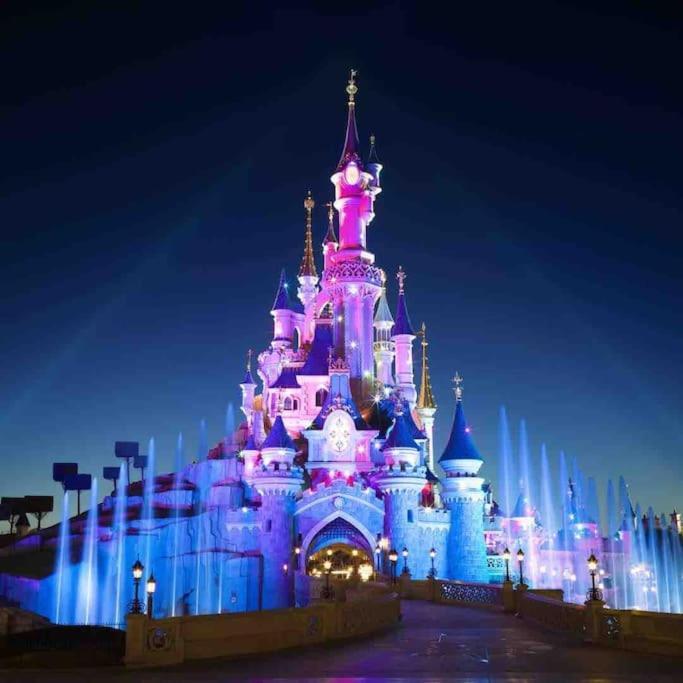 Superbe Appartement Disneyland Paris Parking Lagny エクステリア 写真